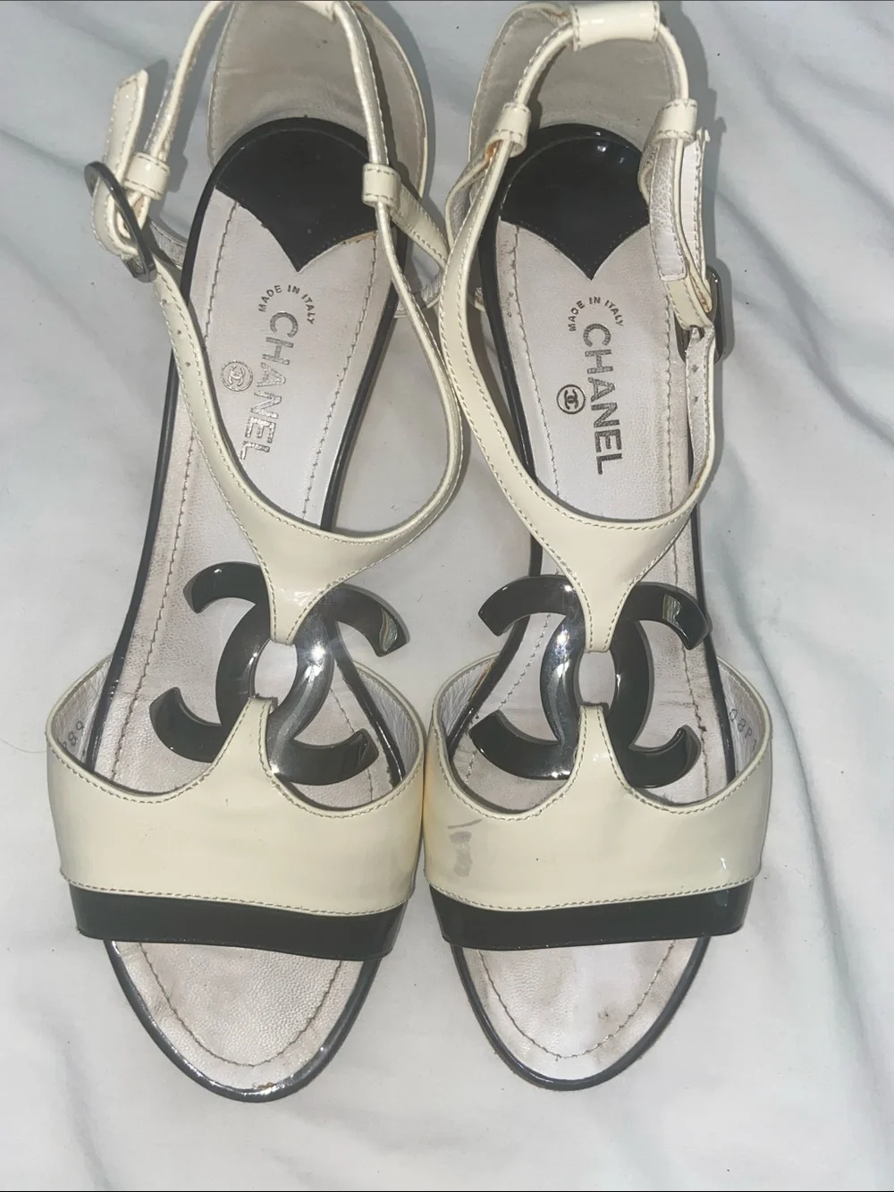CHANEL Ivory and Black Patent Leather T-Strap Sandals